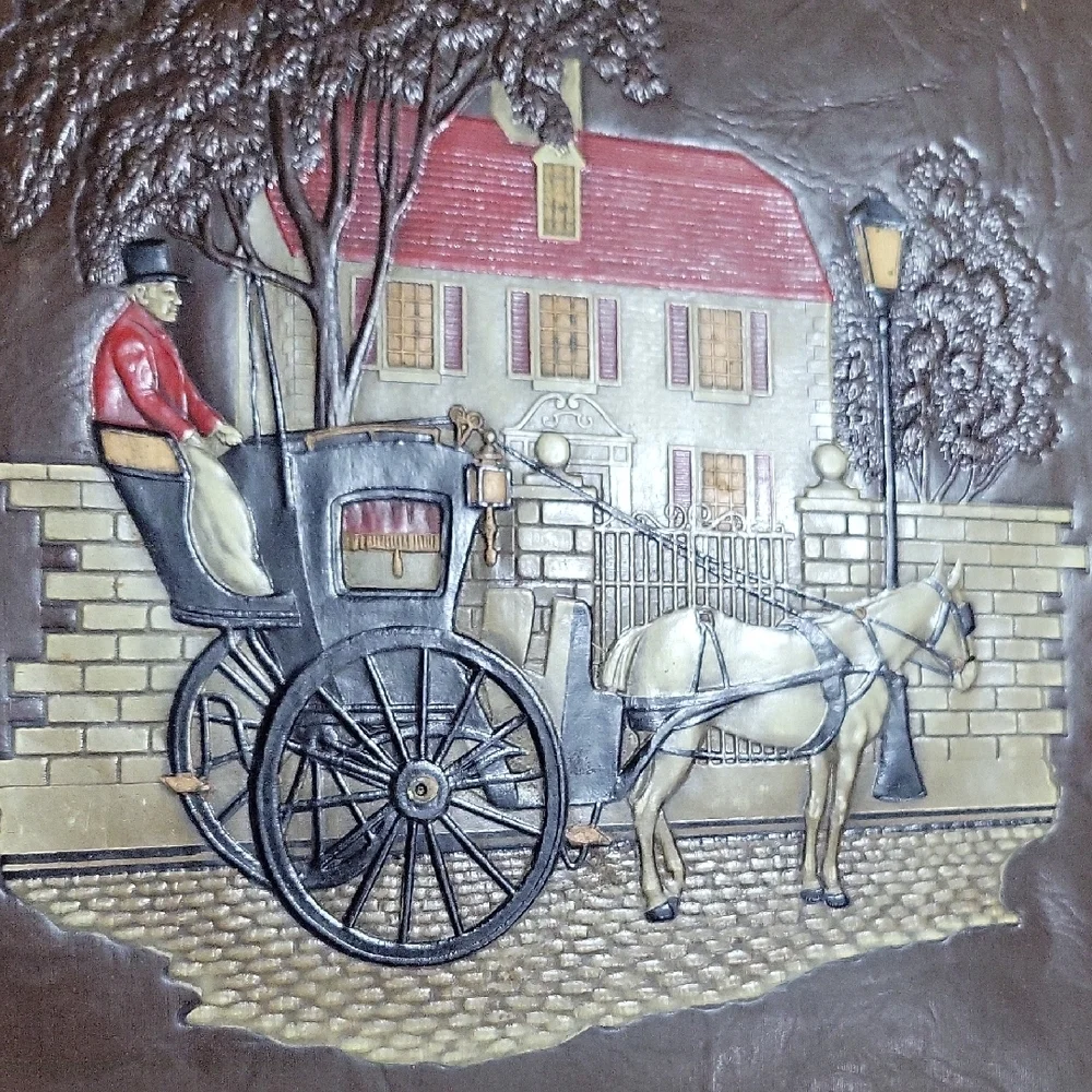 Vintage Brown Leather Photo Album with Embossed Horse Carriage Design - Picture 2 of 4